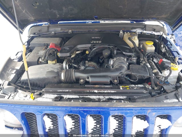 44593400 :رقم المزاد ، 1C4HJXDG5JW225299 vin ، 2018 Jeep Wrangler Unlimited Sport S 4x4 مزاد بيع