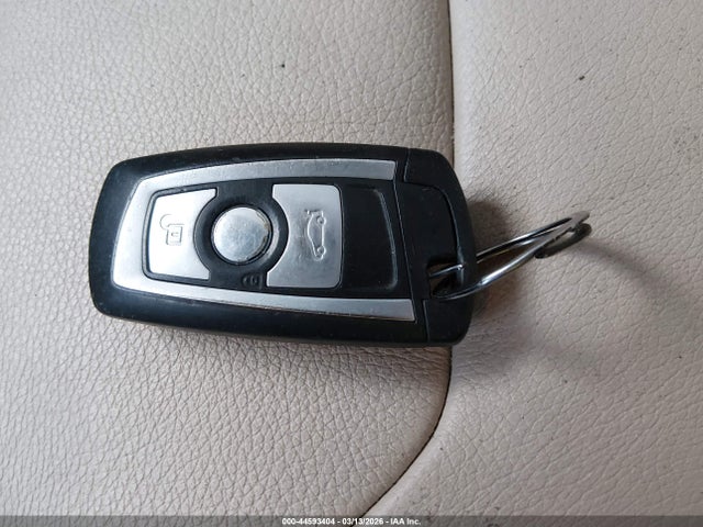 44593404 :رقم المزاد ، WBA1F5C54EV255913 vin ، 2014 Bmw 228i مزاد بيع