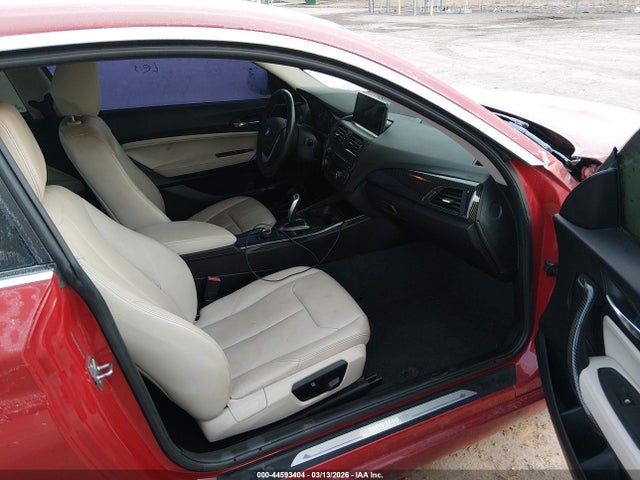 44593404 :رقم المزاد ، WBA1F5C54EV255913 vin ، 2014 Bmw 228i مزاد بيع