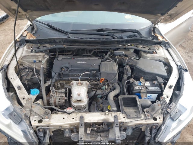 2017 Honda Accord Ex-l მანქანა იყიდება აუქციონზე, vin: 1HGCR2F88HA120647, აუქციონის ნომერი: 44593462