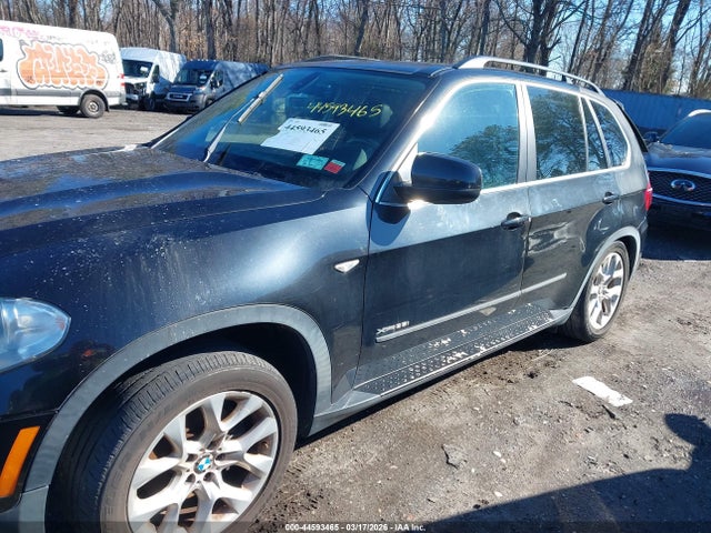 Продажа на аукционе авто 2013 Bmw X5 Xdrive35i/xdrive35i Premium/xdrive35i Sport Activity, vin: 5UXZV4C56D0B16818, номер лота: 44593465
