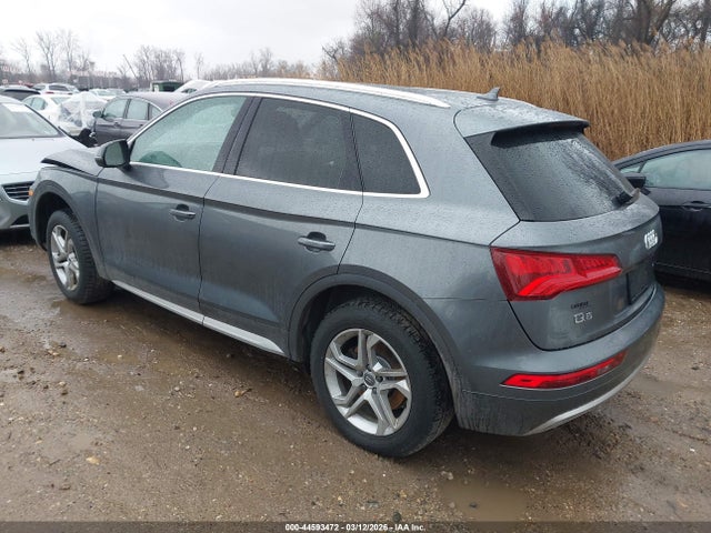2019 AUDI Q5 WA1ANAFYXK2090641 Photo 2