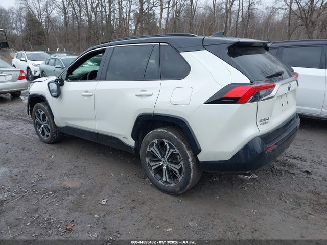 2022 TOYOTA RAV4 PRIME JTMEB3FV7ND101105 Photo 2