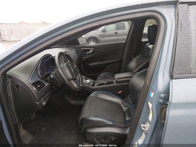 2015 Chrysler 200 S მანქანა იყიდება აუქციონზე, vin: 1C3CCCBG2FN643918, აუქციონის ნომერი: 44593509