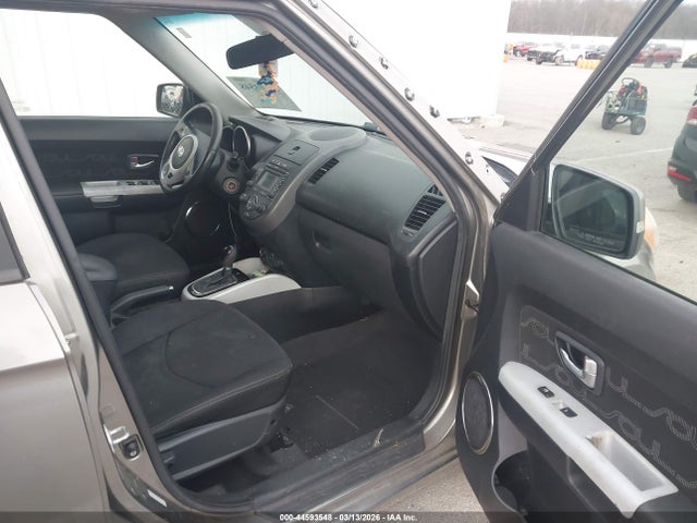 2012 KIA SOUL KNDJT2A61C7381752 Photo 4