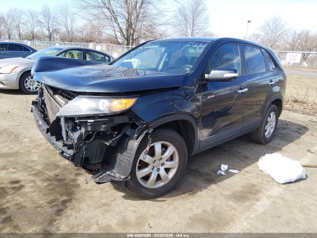Продаж на аукціоні авто 2013 Kia Sorento Lx, vin: 5XYKT3A17DG379670, номер лоту: 44593565