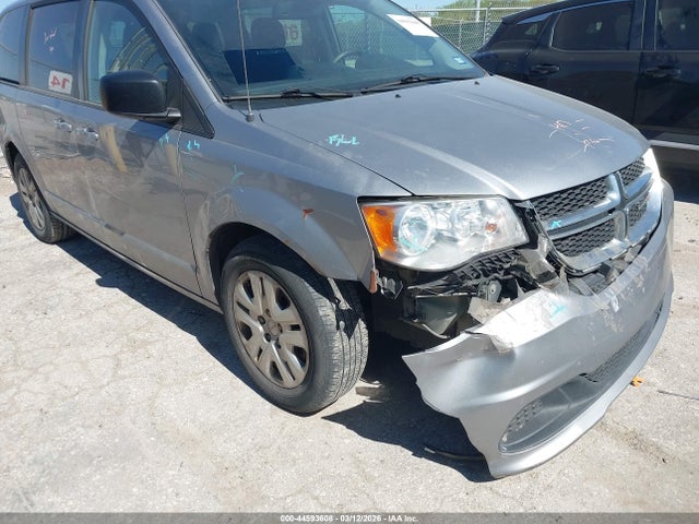 2C4RDGBG7JR231855 Dodge Grand Caravan Se