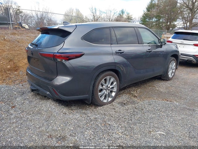 2024 TOYOTA HIGHLANDER 5TDKDRBHXRS554872 Photo 3