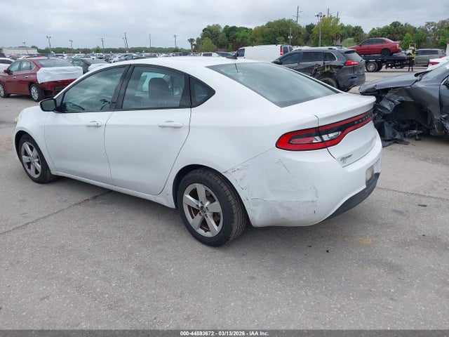 2015 DODGE DART 1C3CDFBBXFD251732 Photo 2