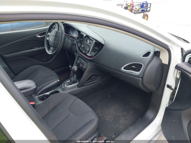 2015 DODGE DART 1C3CDFBBXFD251732 Photo 4