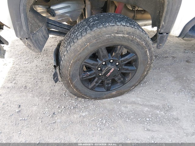 44593675 :رقم المزاد ، 1GT4UPEY9SF208472 vin ، 2025 Gmc Sierra 2500hd 4wd  Standard Bed At4 مزاد بيع