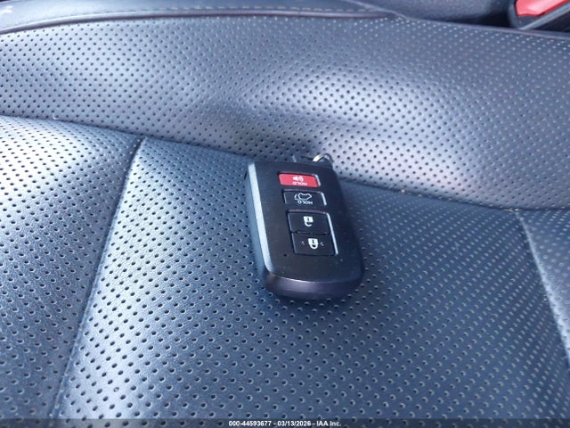 Toyota Highlander Limited V6 2016 5TDDKRFHXGS287741 Image 11