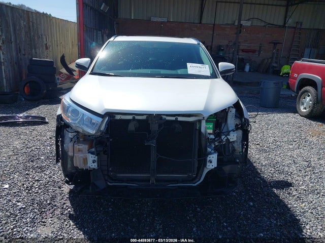 Toyota Highlander Limited V6 2016 5TDDKRFHXGS287741 Image 13