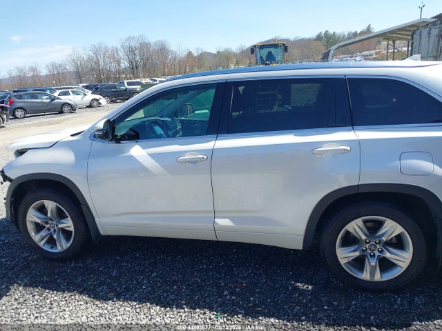 Toyota Highlander Limited V6 2016 5TDDKRFHXGS287741 Image 15
