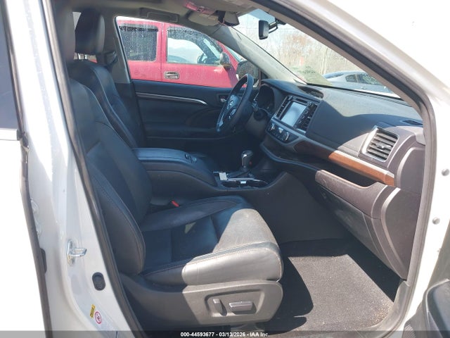 Toyota Highlander Limited V6 2016 5TDDKRFHXGS287741 Image 5