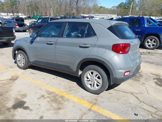 2022 HYUNDAI VENUE KMHRB8A34NU197422 Photo 2