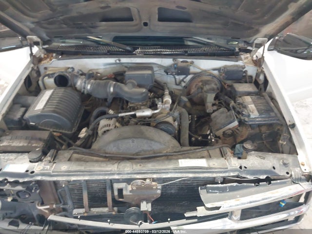 Aukcja sprzedaży 1999 Chevrolet K2500, vin: 1GCGK24R3XR710271, numer aukcji: 44593709