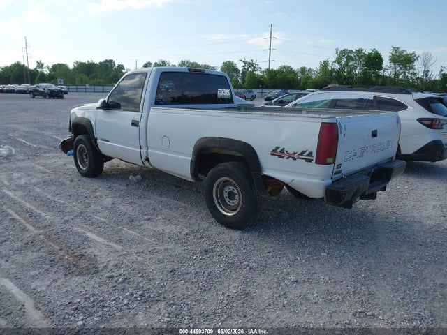 Aukcja sprzedaży 1999 Chevrolet K2500, vin: 1GCGK24R3XR710271, numer aukcji: 44593709