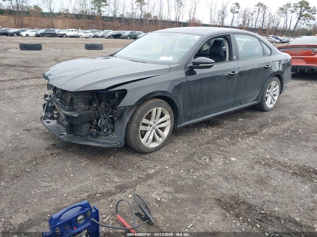 2019 VOLKSWAGEN PASSAT 1VWLA7A33KC003470 Photo 1