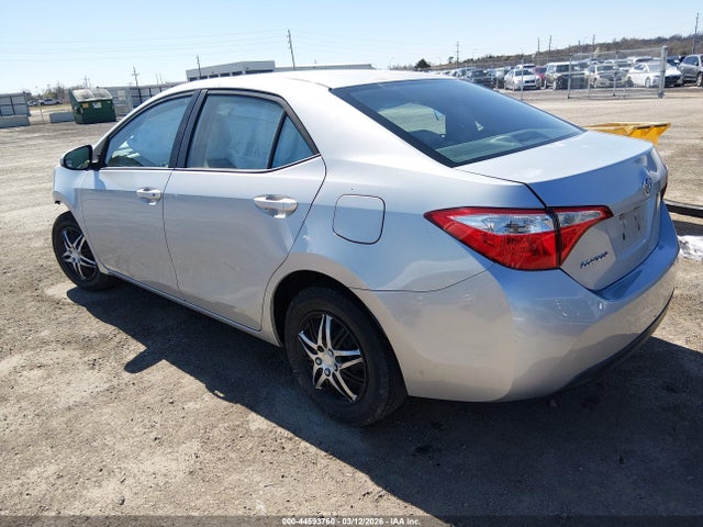 44593760 :رقم المزاد ، 5YFBURHE3FP308764 vin ، 2015 Toyota Corolla L مزاد بيع