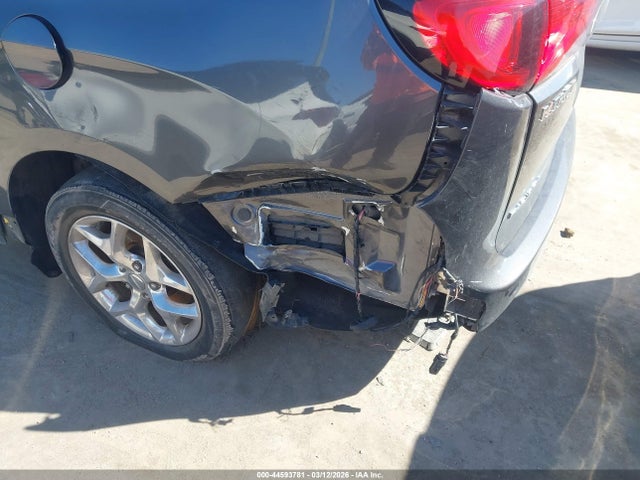 Auction sale of the 2019 Chrysler Pacifica Limited, vin: 2C4RC1GG3KR551586, lot number: 44593781