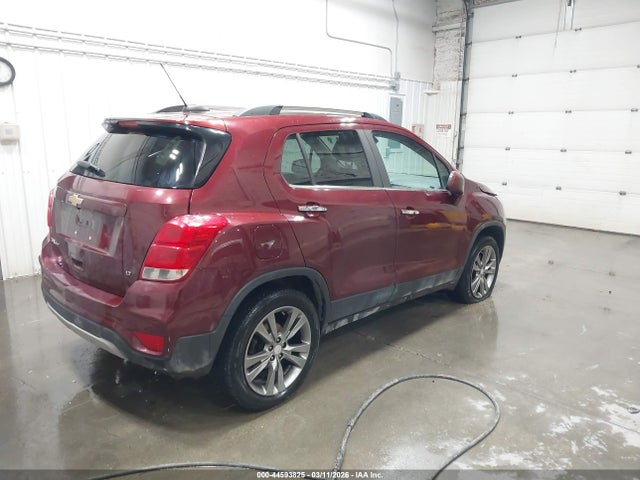 3GNCJPSBXHL176996 Chevrolet Trax Lt