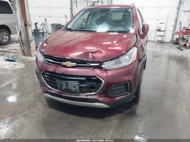 3GNCJPSBXHL176996 Chevrolet Trax Lt