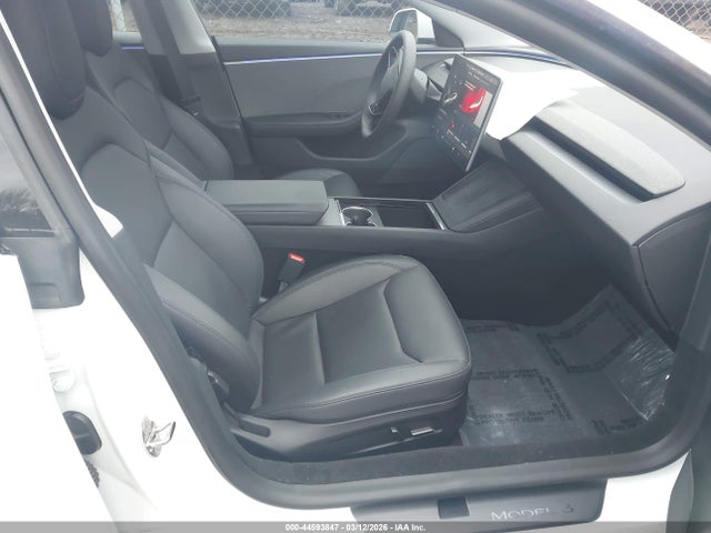 44593847 :رقم المزاد ، 5YJ3E1EA4RF844305 vin ، 2024 Tesla Model 3 مزاد بيع