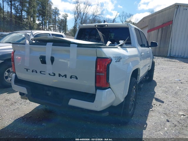 2025 Toyota Tacoma Trd Sport მანქანა იყიდება აუქციონზე, vin: 3TYKB5FN7ST020298, აუქციონის ნომერი: 44593856