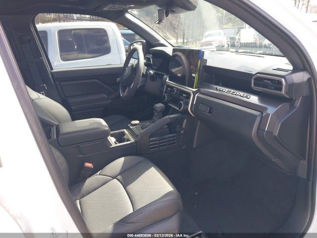 2025 Toyota Tacoma Trd Sport მანქანა იყიდება აუქციონზე, vin: 3TYKB5FN7ST020298, აუქციონის ნომერი: 44593856