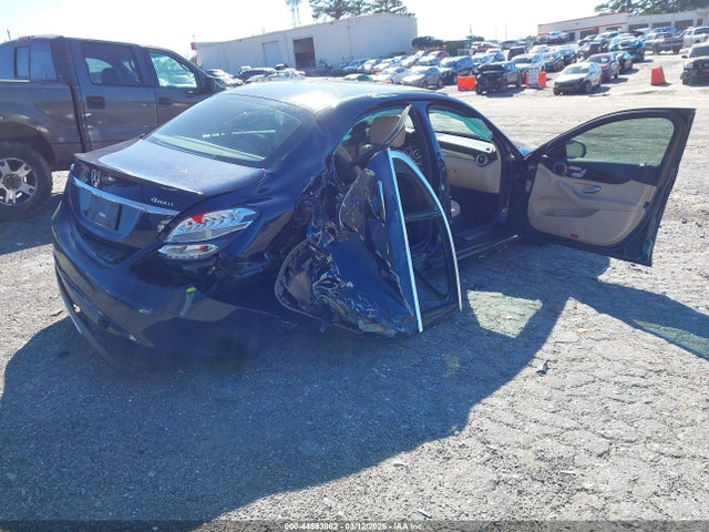 44593862 :رقم المزاد ، 55SWF4KB9GU102681 vin ، 2016 Mercedes-benz C 300 4matic مزاد بيع