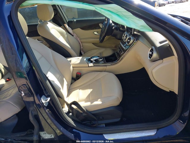 44593862 :رقم المزاد ، 55SWF4KB9GU102681 vin ، 2016 Mercedes-benz C 300 4matic مزاد بيع