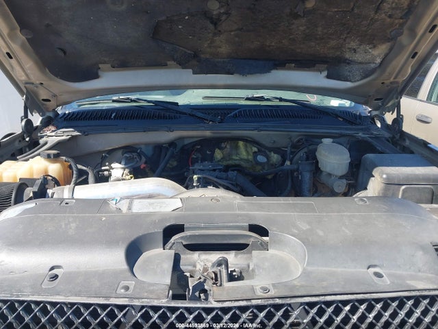 2004 Chevrolet Silverado 1500 Ls მანქანა იყიდება აუქციონზე, vin: 2GCEK19V241164154, აუქციონის ნომერი: 44593869
