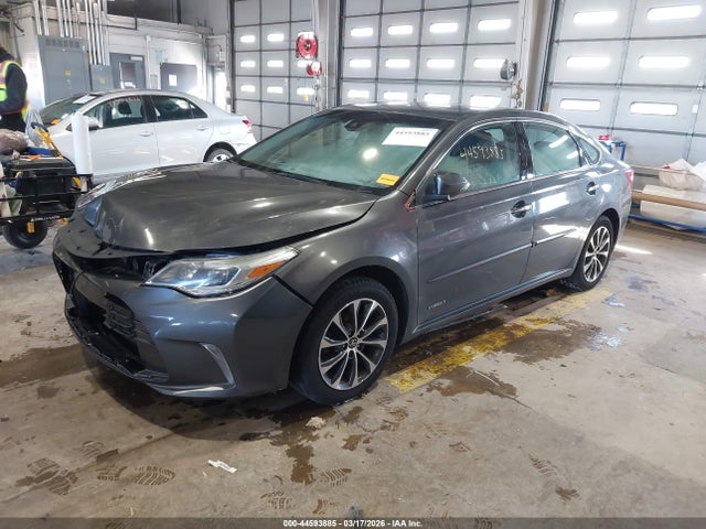 4T1BD1EB1JU060744 Toyota Avalon Hybrid Xle Premium