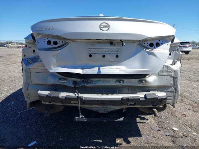 44593888 :رقم المزاد ، 1N4BL4BV5LC264338 vin ، 2020 Nissan Altima S Fwd مزاد بيع