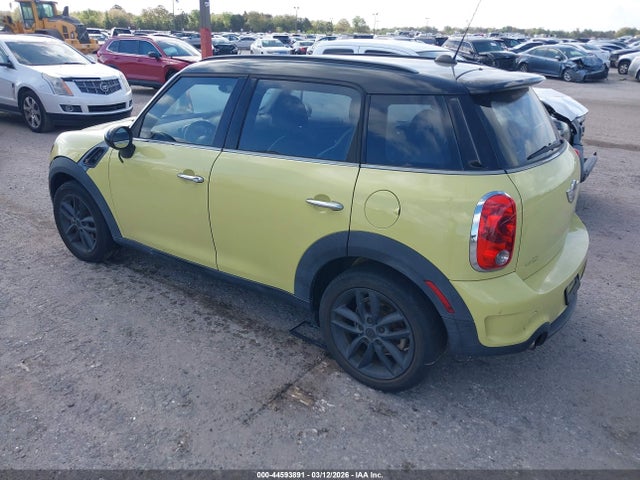 2012 MINI COOPER S COUNTRYMAN WMWZC3C52CWL84403 Photo 2