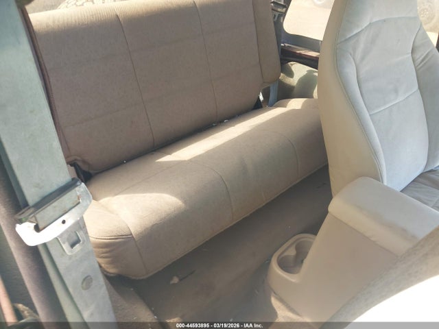 Продажа на аукционе авто 2002 Jeep Wrangler X, vin: 1J4FA39S42P767917, номер лота: 44593895
