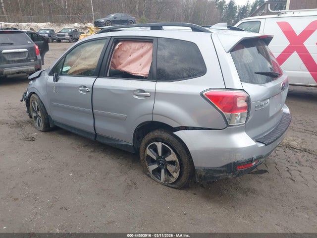 Продаж на аукціоні авто 2017 Subaru Forester 2.5i Premium, vin: JF2SJAGC0HH548588, номер лоту: 44593916