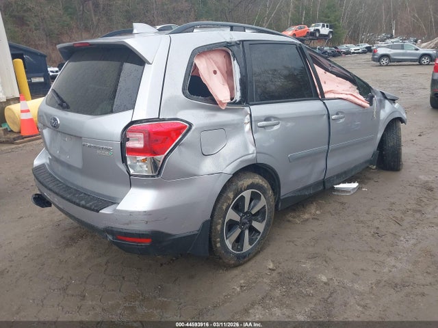Продаж на аукціоні авто 2017 Subaru Forester 2.5i Premium, vin: JF2SJAGC0HH548588, номер лоту: 44593916