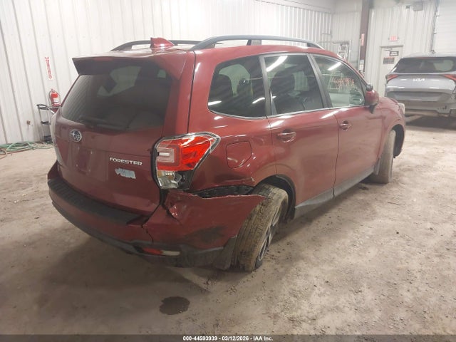 2018 SUBARU FORESTER JF2SJAEC6JH403581 Photo 3