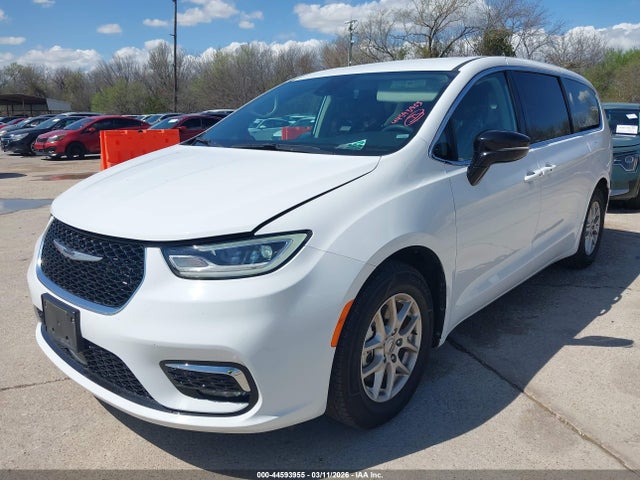 Продажа на аукционе авто 2024 Chrysler Pacifica Touring L, vin: 2C4RC1BG3RR165431, номер лота: 44593955