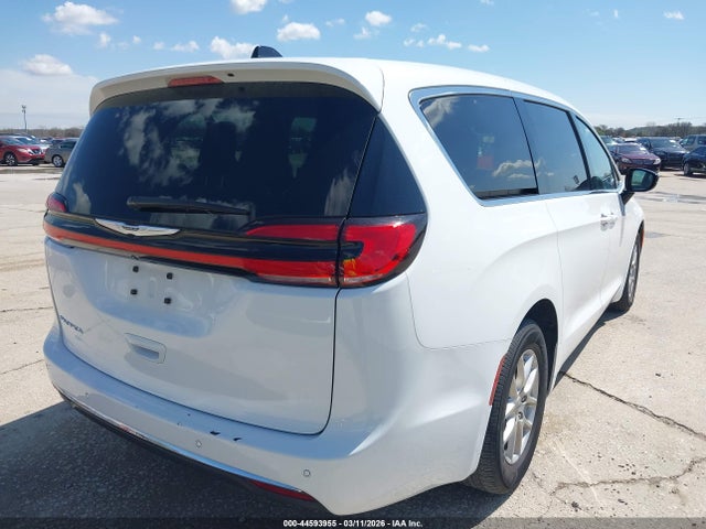 Продажа на аукционе авто 2024 Chrysler Pacifica Touring L, vin: 2C4RC1BG3RR165431, номер лота: 44593955