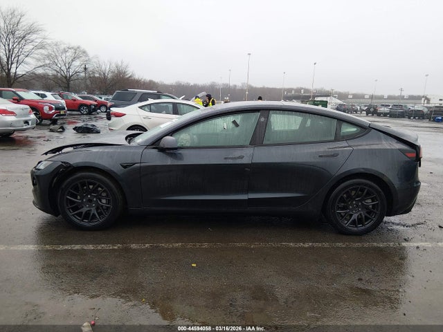 Продажа на аукционе авто 2024 Tesla Model 3 Long Range Dual Motor All-wheel Drive/rear-wheel Drive, vin: 5YJ3E1EA8RF773884, номер лота: 44594058