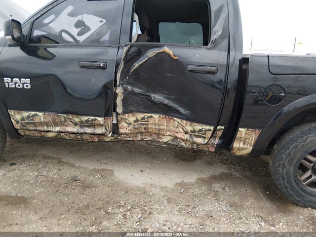 44594093 :رقم المزاد ، 1C6RR7LT1FS622025 vin ، 2015 Ram 1500 Outdoorsman مزاد بيع