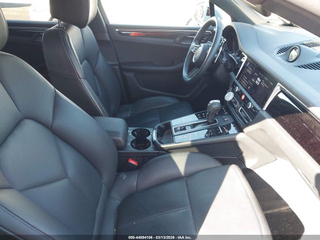WP1AA2A5XPLB05367 Porsche Macan T