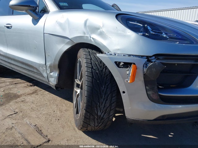WP1AA2A5XPLB05367 Porsche Macan T