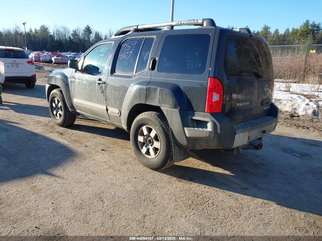 2011 NISSAN XTERRA 5N1AN0NW4BC508648 Photo 2
