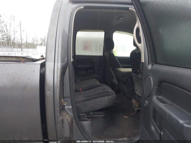 44594112 :رقم المزاد ، 3D7LU38CX4G230315 vin ، 2004 Dodge Ram 3500 Slt/laramie مزاد بيع