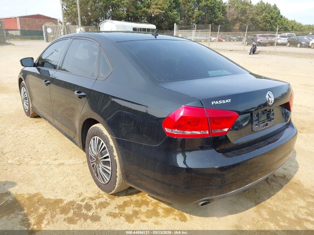 Aukcja sprzedaży 2015 Volkswagen Passat 1.8t S, vin: 1VWAT7A31FC017181, numer aukcji: 44594121