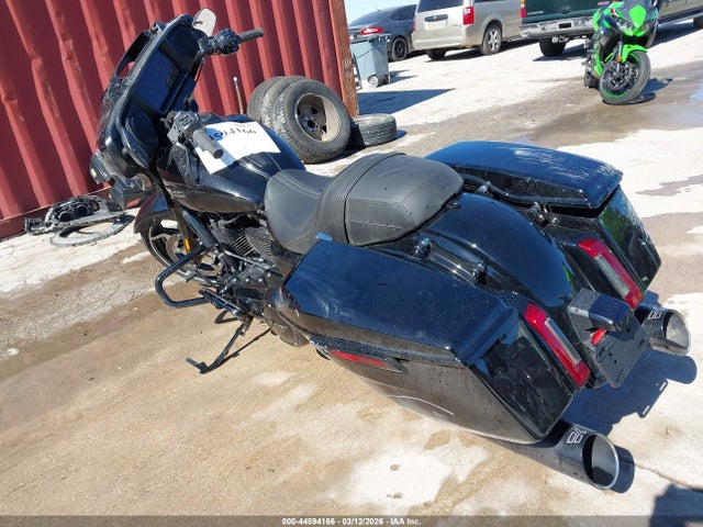 Harley-Davidson FLHX 2025 1HD1KB714SB641621 Image 3